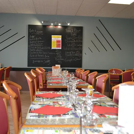 Le Relais De Risquetout Hotel